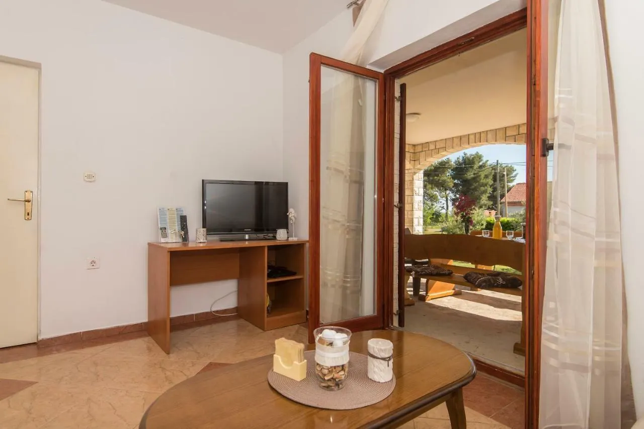Farm stay Apartments Poseidon Zadar