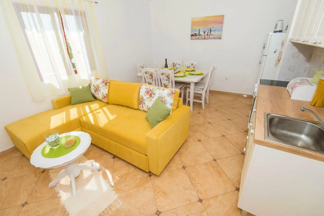 Apartments Poseidon Zadar 0*,  Croatia
